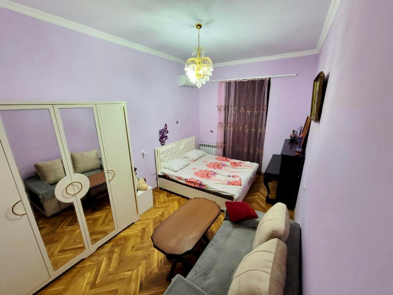 Karson Family Hostel & Guest House Erevan Esterno foto