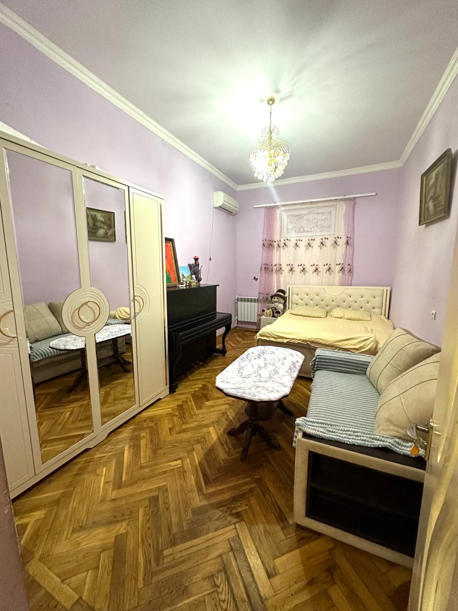 Karson Family Hostel & Guest House Erevan Esterno foto